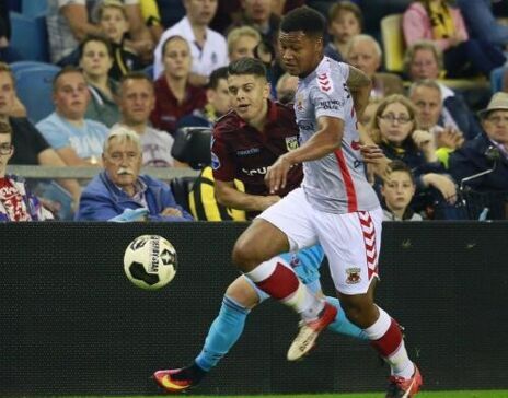 战术对位 战术对位